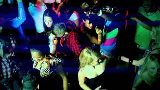 T-Rex im Club