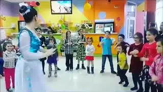 Kinder plus karaoke / Киндер плюс караоке. Детский развлекательный центр.