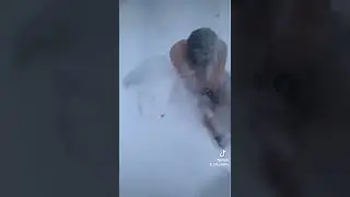 спорты поймали закаляющегося швыру.