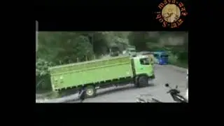 #Dancing truck 😱#funny 😂🤣videos#joke videos#memevideo published on YouTube #memehaven