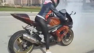 Подборка Лучших трюков на машинах 2016! #1