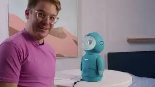 Moxie Robot Unboxing