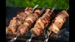 Шашлык из свинины самый простой рецепт.