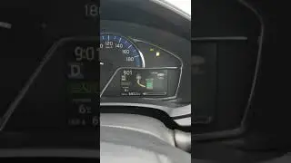 Сколько можно проехать на горящей лампочке нет бензина? [ Toyota Corolla Fielder Hybrid NKE165 2015]