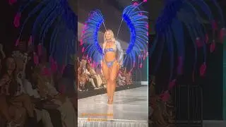 #swimsuit #fashionevent #fashion #miamifashion #fashionweek #miamimodel #bikini #miamifashionweek