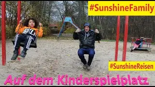 Mit den Kindern auf dem Spielplatz in Munster