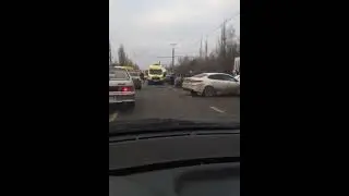 Машина всмятку, есть погибшие: что случилось на Октябрьском мосту в Липецке