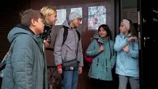 Детки.Деньги есть?
