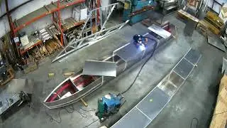 Roamer Marine Aluminum Pontoon Fabrication