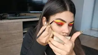 Vlog - Cambio de look ( Maquillaje neón, cabello, uñas) paleta City of Neon Lights GRWM