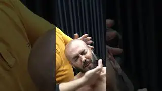 I Hypnotized My Spanish Client #asmr #massage #barbermassage #cracking #berbermasajı #kütletme #acmp