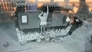 Дузди. Аз дукони шаурма 15 дона лампочка