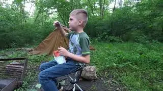 Freddie gives his honest review of "Chili Mac with Beef" freeze dried meal