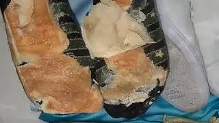 Resting my dirty socked feet with 8 hours inshoe bread
