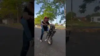 Pertama kali nyoba boncengan, ripuhh wkwk