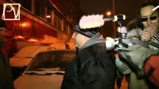 ДЕСАНТНИКИ ОТБИВАЮТ 