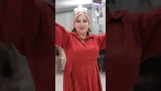 Фатишка танцует! 