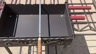 Прорези для шампуров.