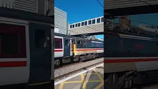 WHOOSH!! Intercity Swallow Class 91 zooms past Newark Northgate #91119