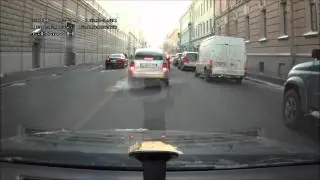 Полоса автобусная, оба направления..