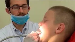 Vizita e parë e Kanit te Dentisti | Stomatologu | Dental Health For Kids