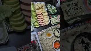 韩式火锅。韩国人在家怎么吃火锅呢。今天是海鲜为主的。오늘은 해산물 위주의 한국식 샤브! #food #火锅 #海鲜火锅