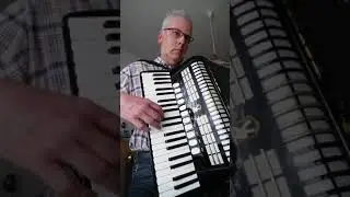 Man darf bei den Mädels nicht schüchtern sein