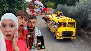 دخلنا باص المدرسة المليئ بالمهرجين المجانين ولكن ما توقعنا يصير معنا هيك…!!!مخيف