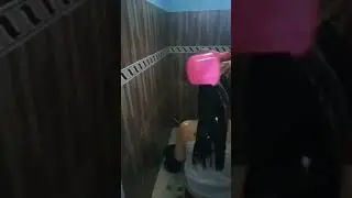 gadis perawan cantik mandi kembang