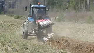 МТЗ-1221 вспашка целины плугом ППО 6-40
