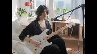BIRDS OF A FEATHER(cover)