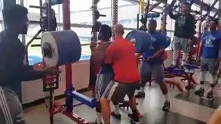 Boston Scott 625lbs on the squat Watch Mighty Mouse