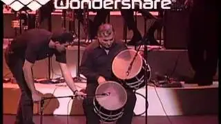 Henrik Avoyan performs at the very first Armenian Music Awards 1998