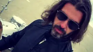 Divá Bára - Letíme pryč (oficiální videoklip)