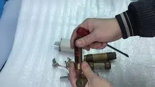 Что можно взять с старых предохранителей?What can be taken from old fuses?