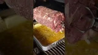 🔴This ribroast is basting itself #SHORTS