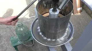 Сколько сока выйдет с 9 кг винограда. Пресс 12 тонн