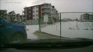 Take It Down A Notch On Icy Roads/Соблюдайте скорость на обледенелехых дорогах