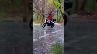 Royal enfield Himalayan 450 #royal enfield #himalayan #450 #sherpa #rain #ridinglife