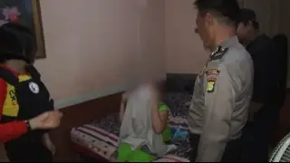 Kepergok Sekamar Berdua, Ternyata Pria ini Bersama Istri Orang - 86