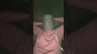 OMNILUX Mens Redlight Mask Unboxing