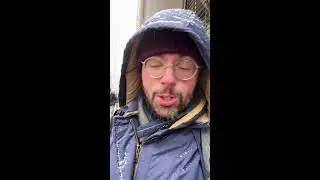 New York City LIVE: It's Snowing!