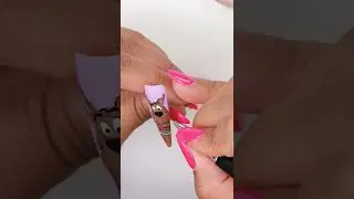 Amazing Scooby-Doo nail design! 
