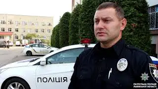 Львівські патрульні завадили самогубці стрибнути з даху багатоповерхівки