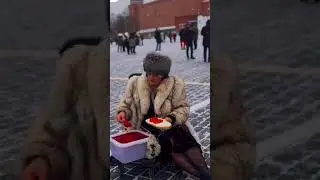 когда украина голодует Москва жирует! вывод, чтобы сытно жить надо с Россией дружить!