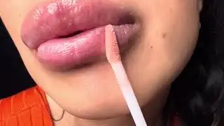 ASMR PUTTING LIPGLOSS ON 50 layers!