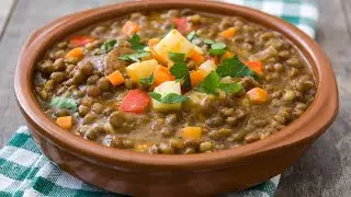 Receta de Guiso de lentejas. Estofado de lentejas con chorizo