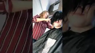 Juan De Duos Pantoja se corta el cabello después de tiempo