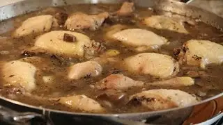 Chicken w/ White Wine & Mushroom Sauce