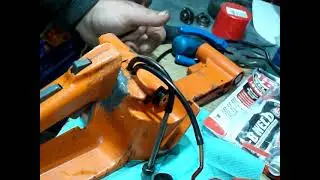 Клеим бензобак не паяемого пластика на примере БП Oleo-mac 962 при помощи холодной сварки J-B Weld